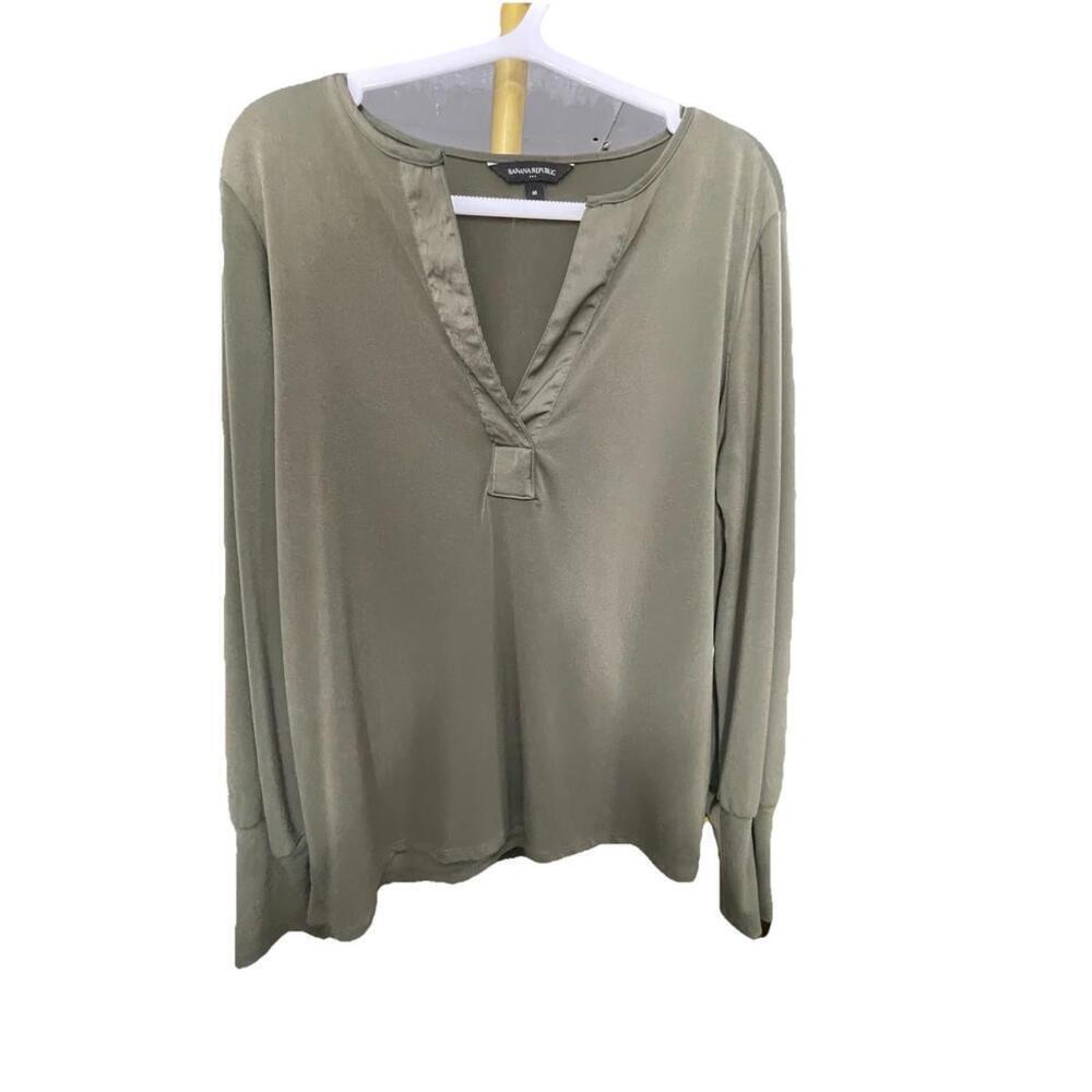 Banana Republic Olive Green Tunic Top V-Neck Long Sleeve Blouse Size Medium